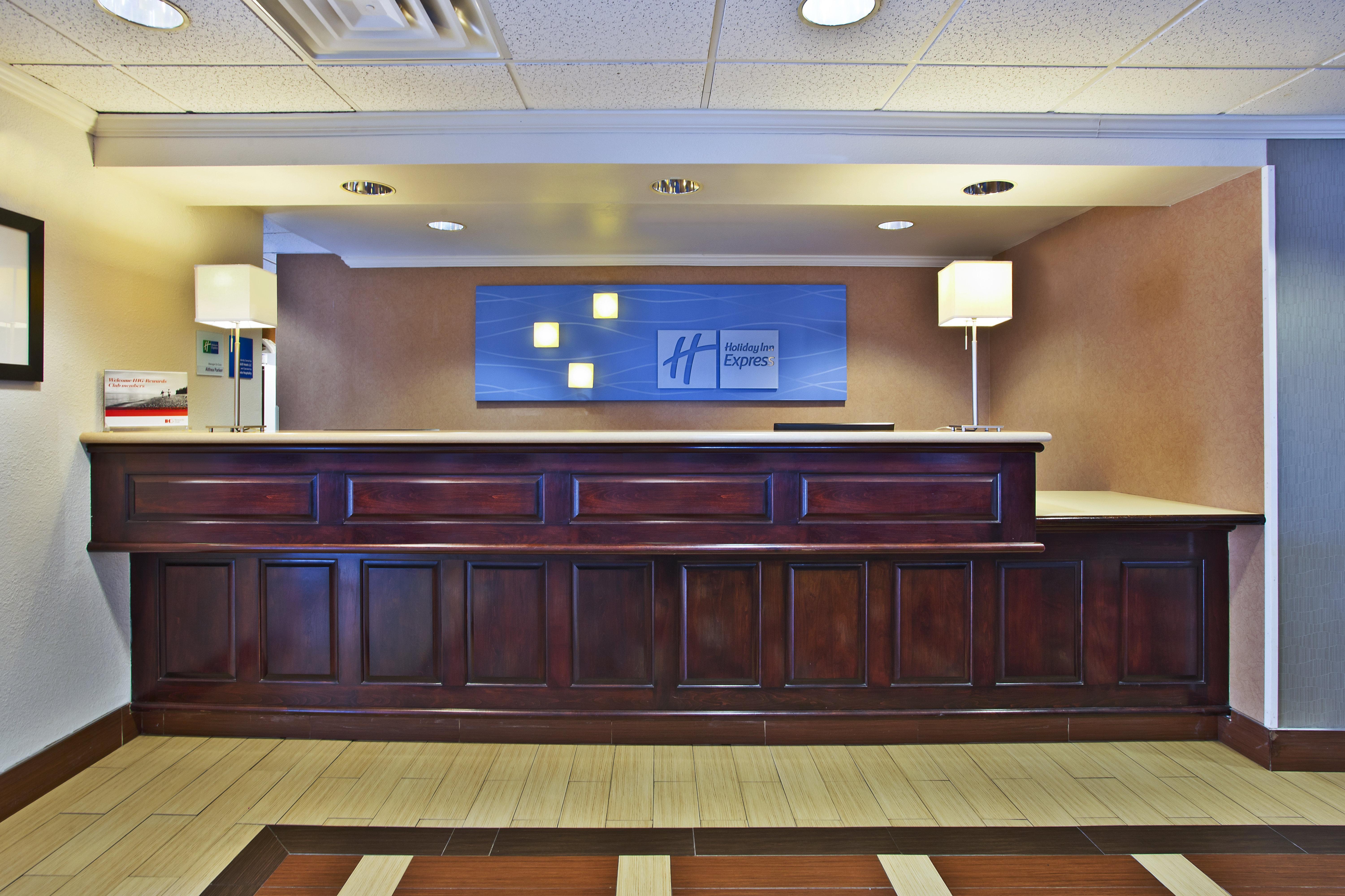 Holiday Inn Express Hotel & Suites Columbus Southeast Groveport By Ihg Eksteriør bilde