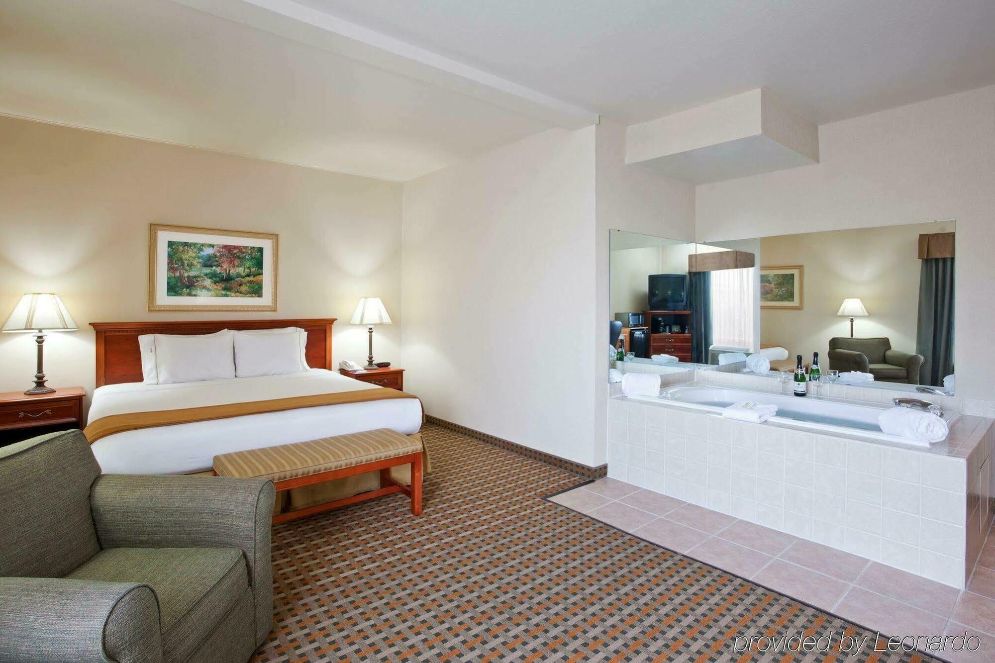 Holiday Inn Express Hotel & Suites Columbus Southeast Groveport By Ihg Rom bilde